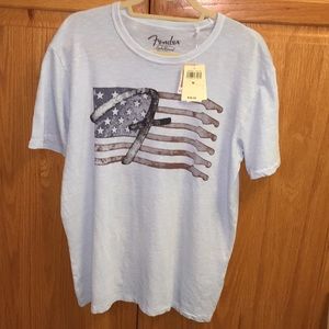 Fender American Flag Guitar tee Medium NWT lucky